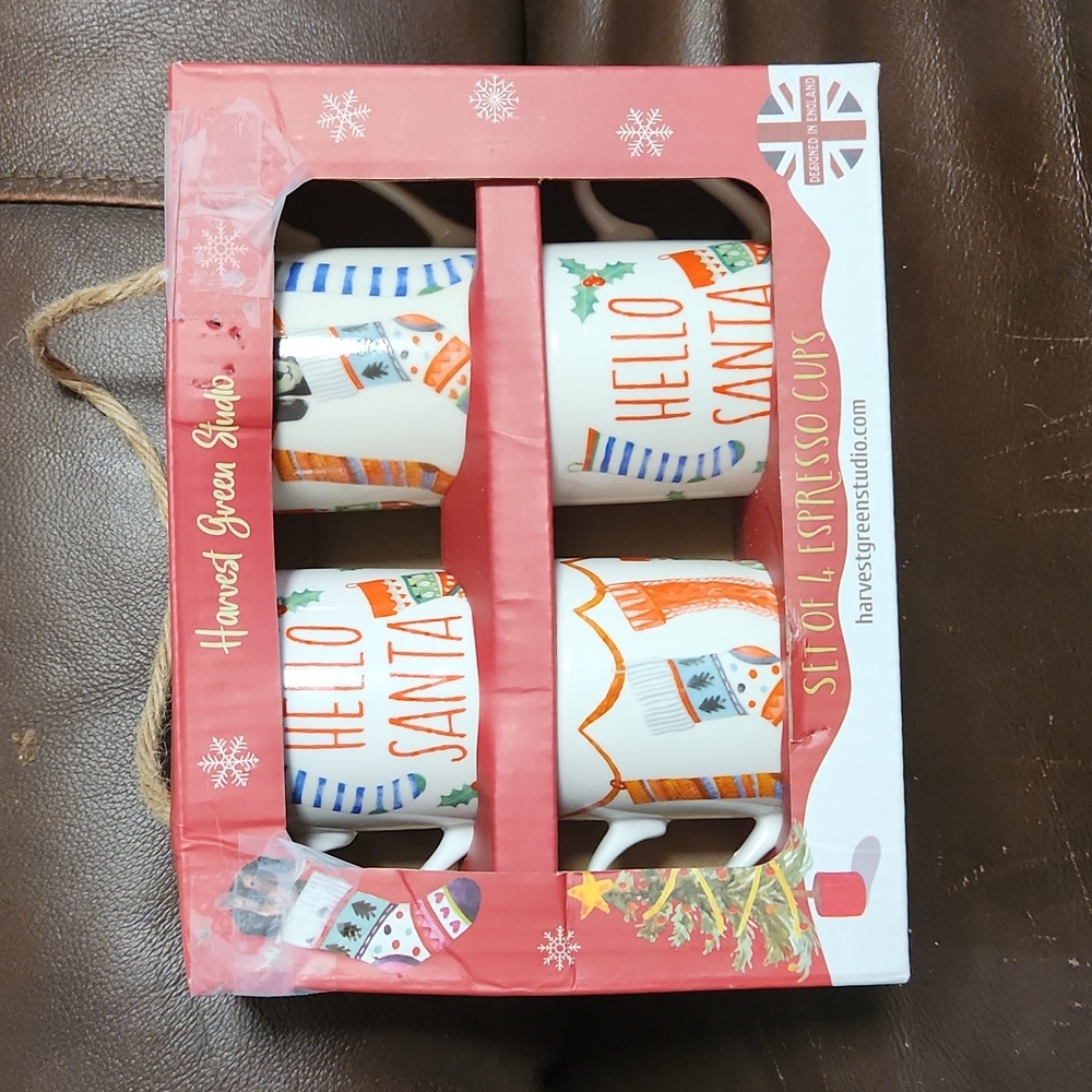 BNIB Christmas 4 Coffee/Espresso mugs by Harvest Green Studio
